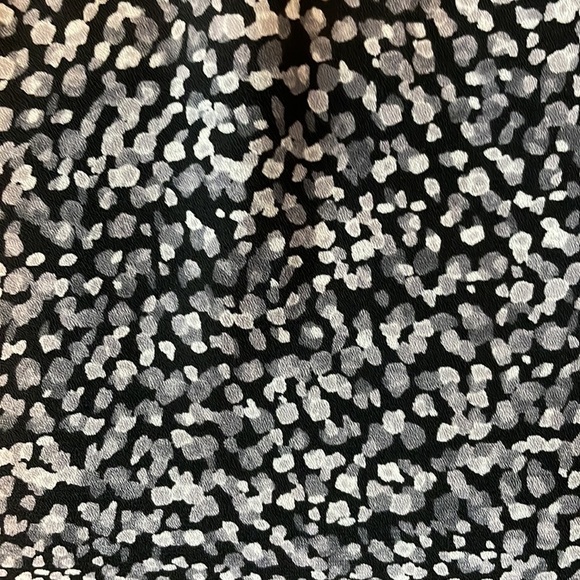 Express‎ Black White Gray Dot Pattern 3/4 Sleeve See Thru Back Size Medium - Picture 2 of 5